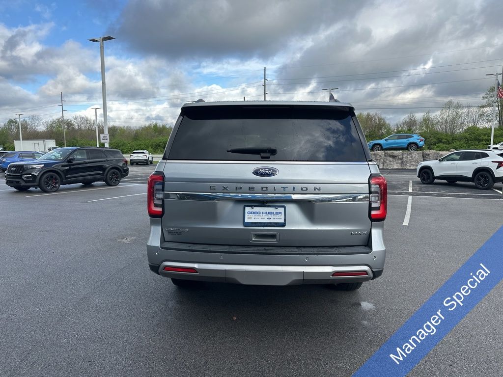 2022 Ford Expedition Max Limited photo