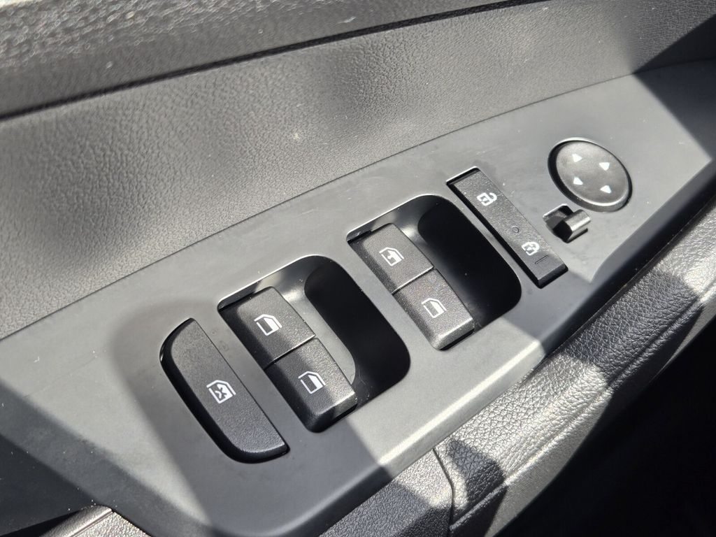 2025 Kia Sportage - $23,999