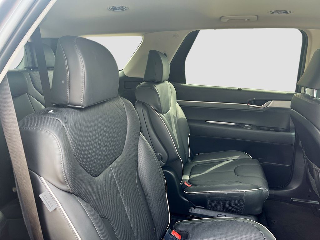 Used 2025 Gray Hyundai XRT image 29