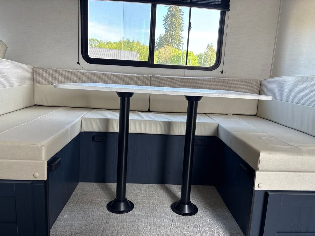 2025 Prime Time Avenger 27 RBS Travel Trailer
