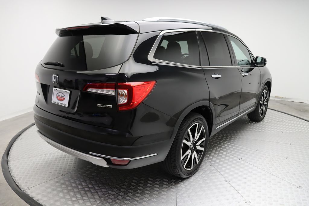 Thumbnail: 2019 Honda Pilot - 8