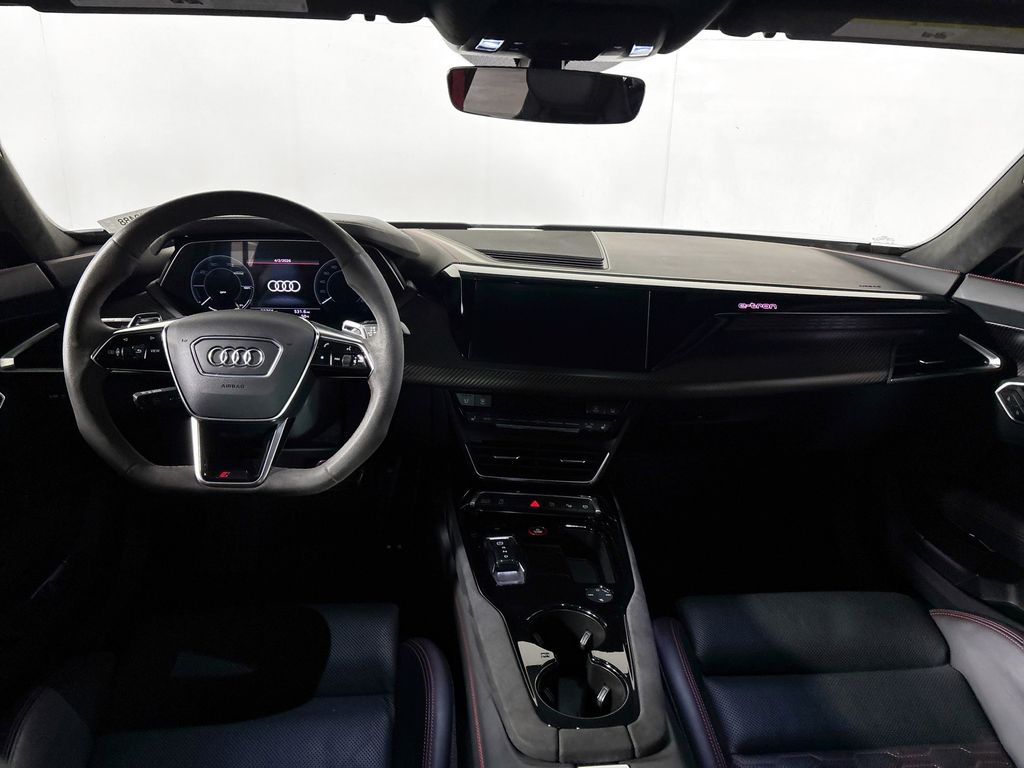 2022 Audi RS e-tron GT Base