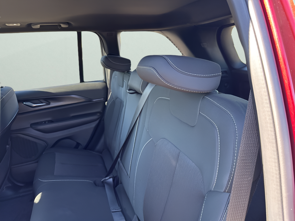 New Car 2025 Jeep Grand Cherokee  Laredo X For Sale Under $40,000 In Austin, Texas