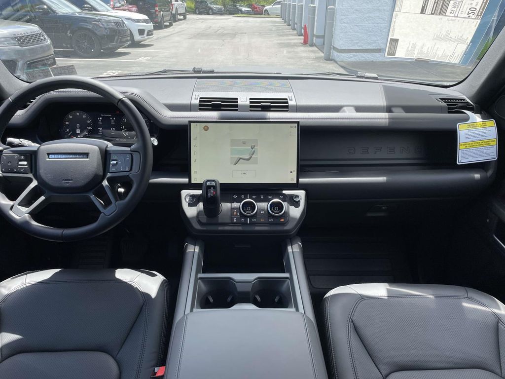New 2026 Red Land Rover X-Dynamic SE image 21