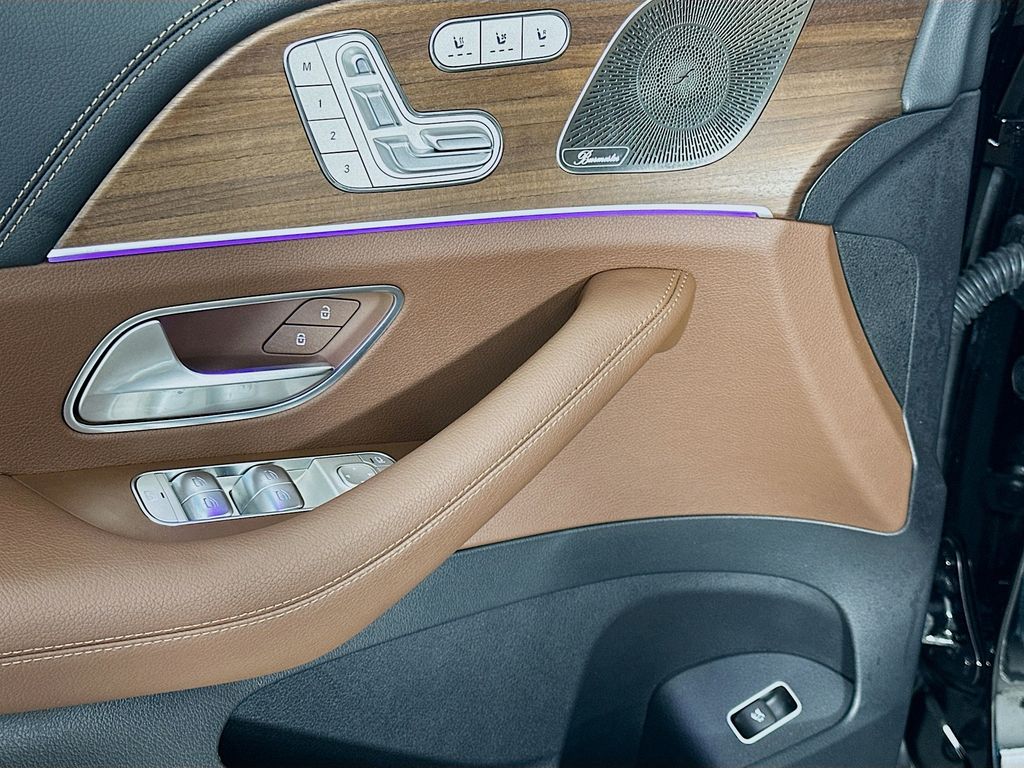 Thumbnail: 2024 Mercedes-Benz GLE - 18