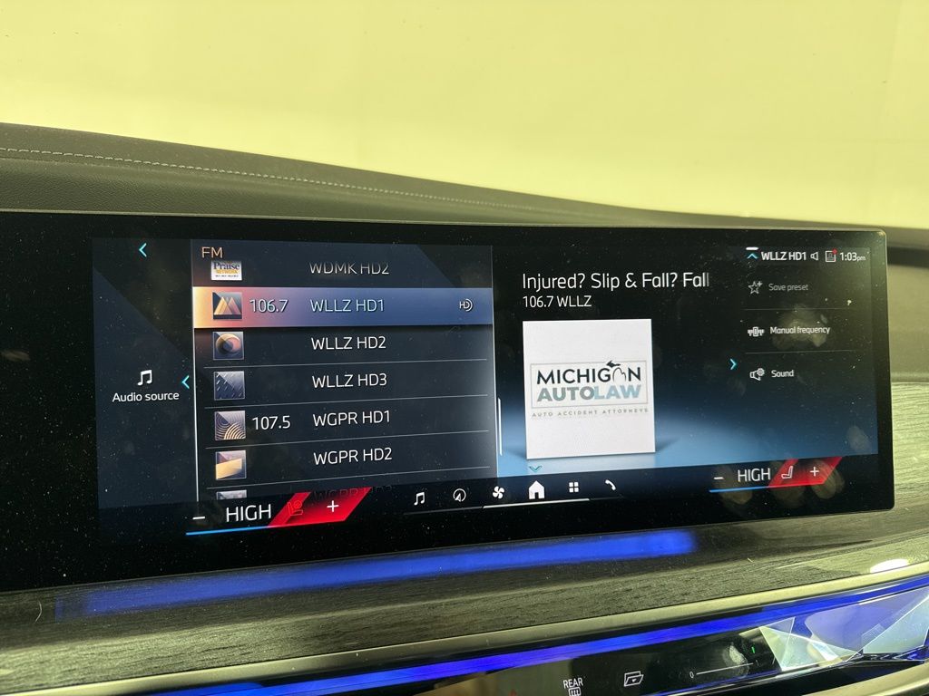 Thumbnail: 2023 BMW 7 Series - 17