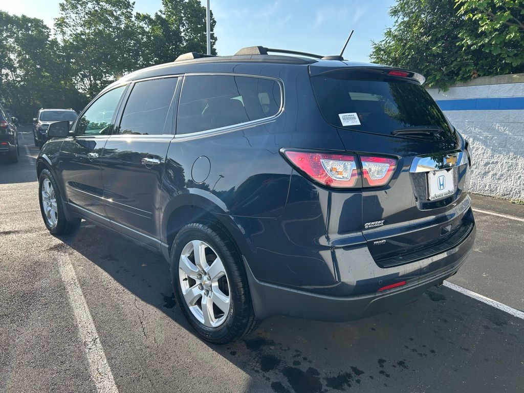 Thumbnail: 2016 Chevrolet Traverse - 3