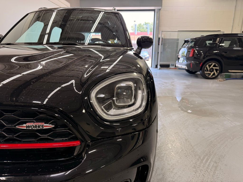 2022 MINI Cooper Countryman John Cooper Works 9