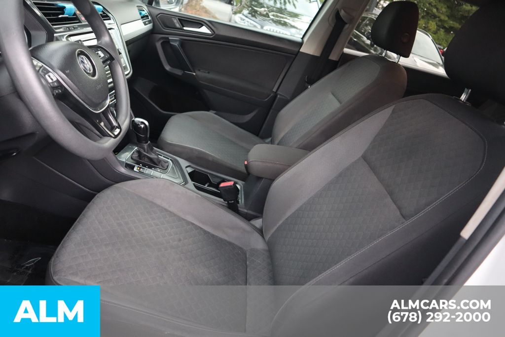 2020 Volkswagen Tiguan S photo 9