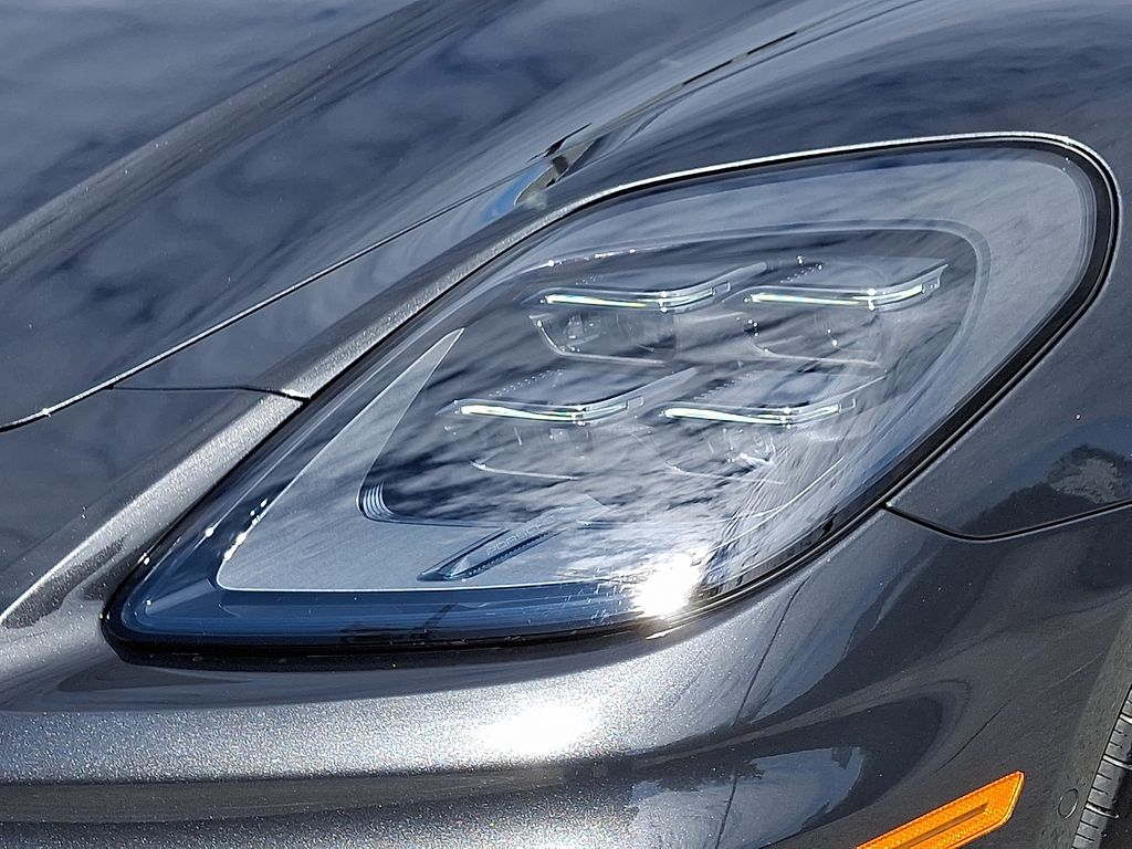 Thumbnail: 2026 Porsche Panamera - 12