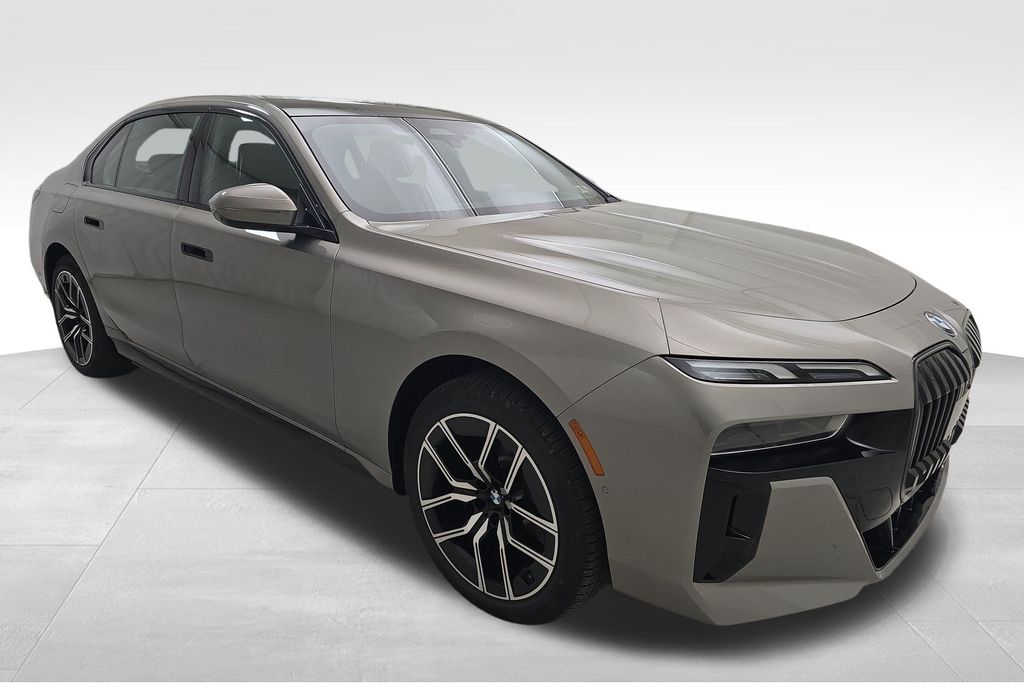 2026 Bmw 750e 750e xDrive photo 2