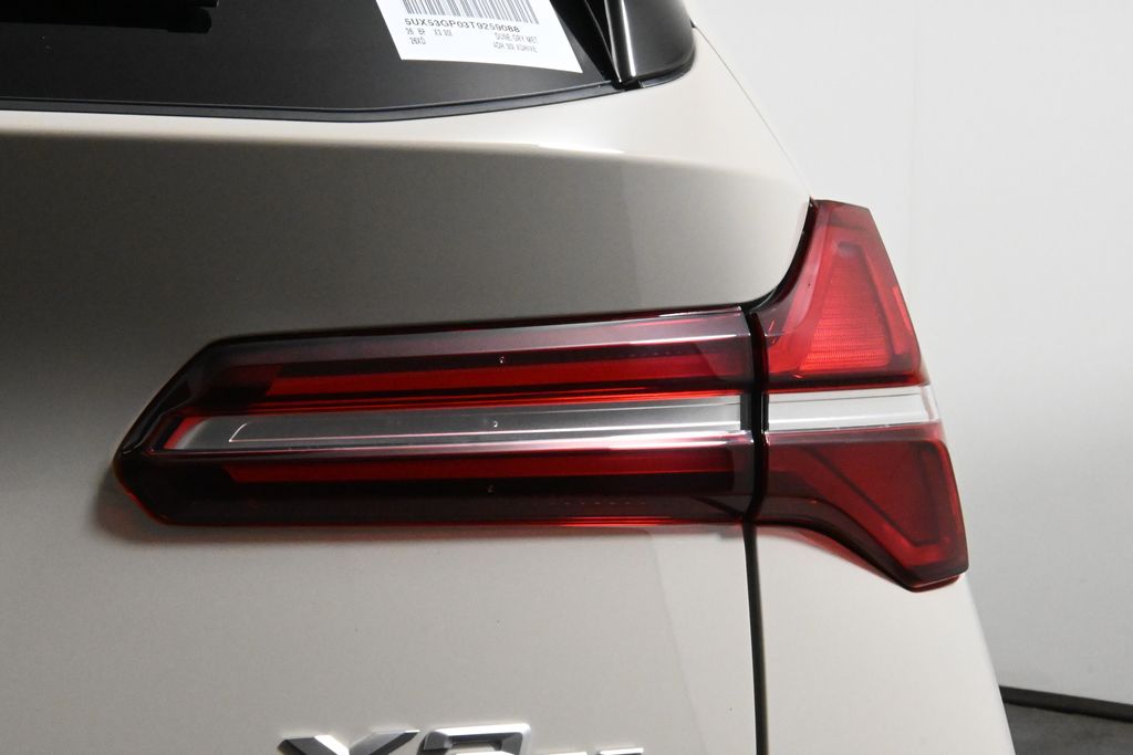 Thumbnail: 2026 BMW X3 - 13