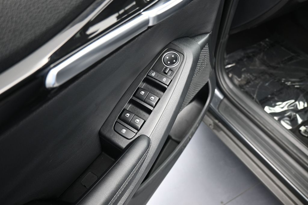 Used 2024 Gravity Gray Kia EX image 14
