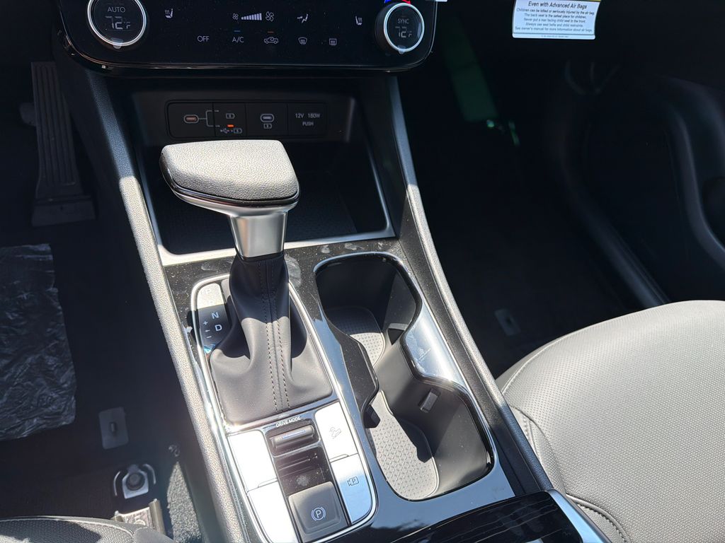 New 2026 Black HYUNDAI SEL image 32
