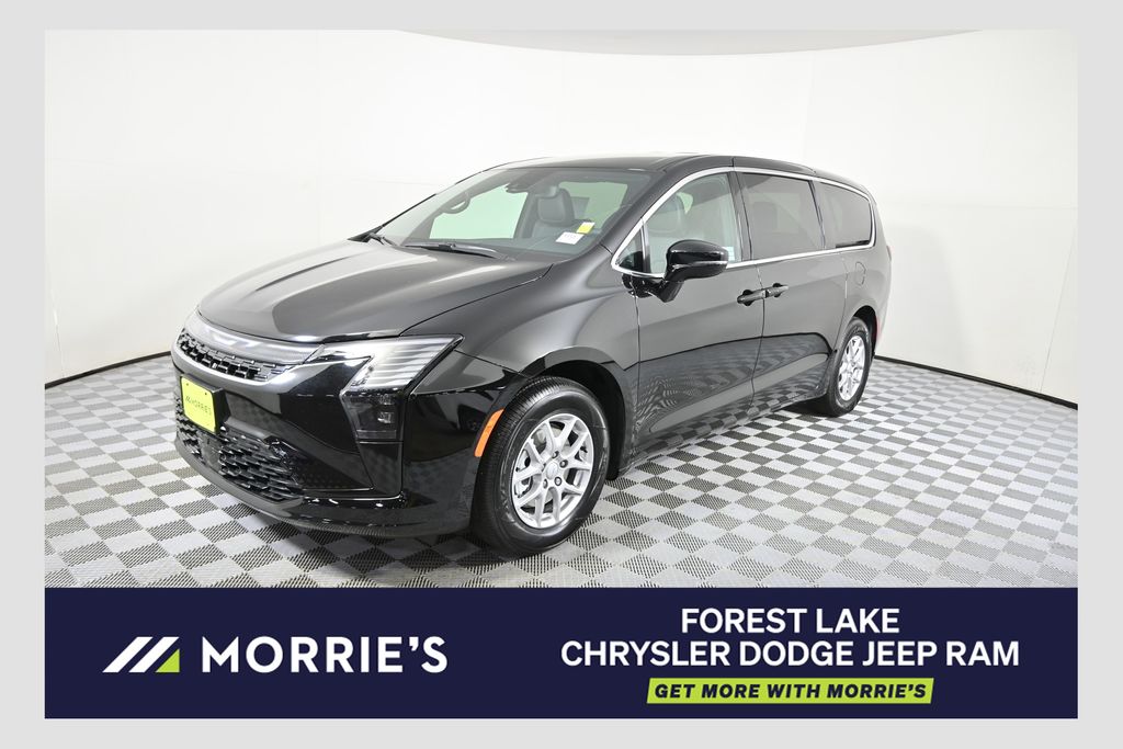 2027 Chrysler Pacifica Select's photo