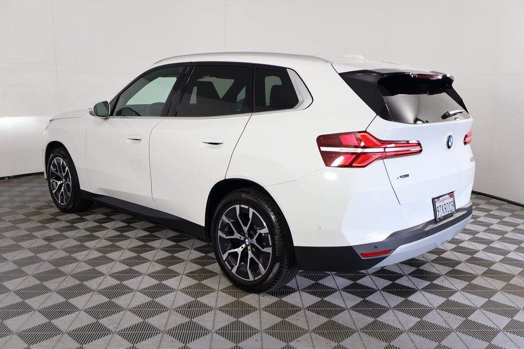 Thumbnail: 2025 BMW X3 - 6