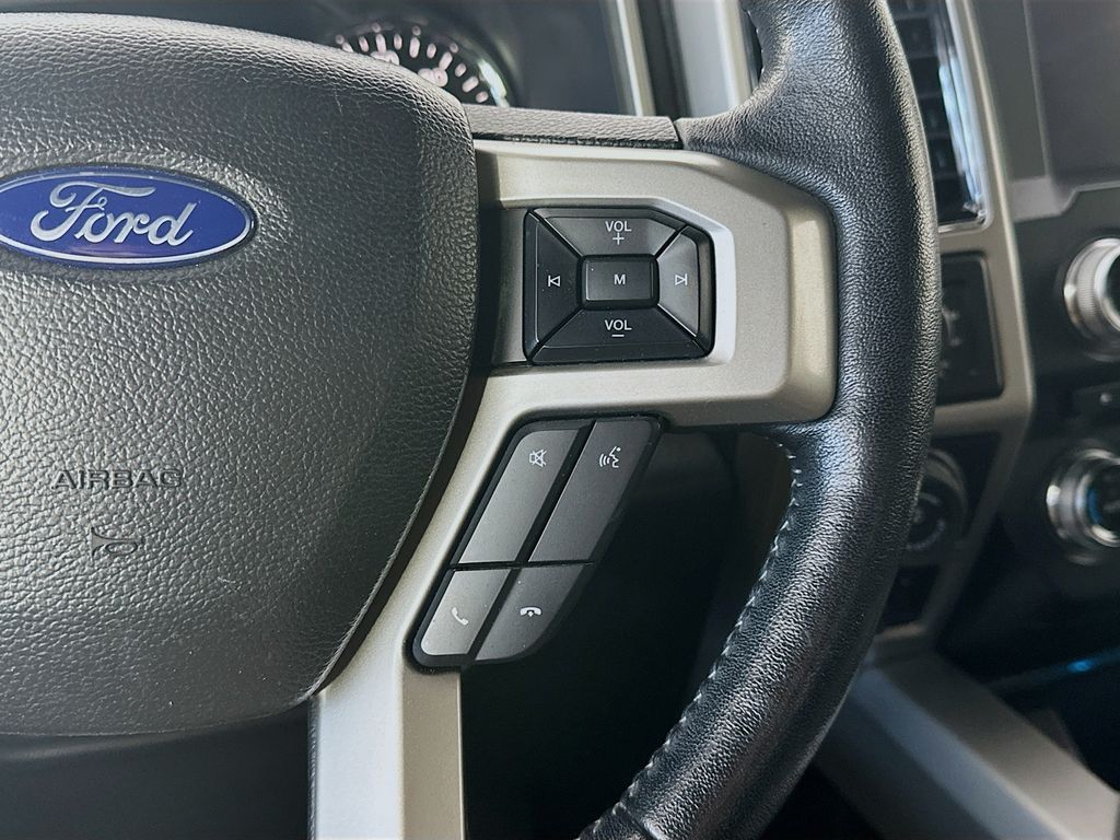 Used 2018 Red Ford Lariat image 25