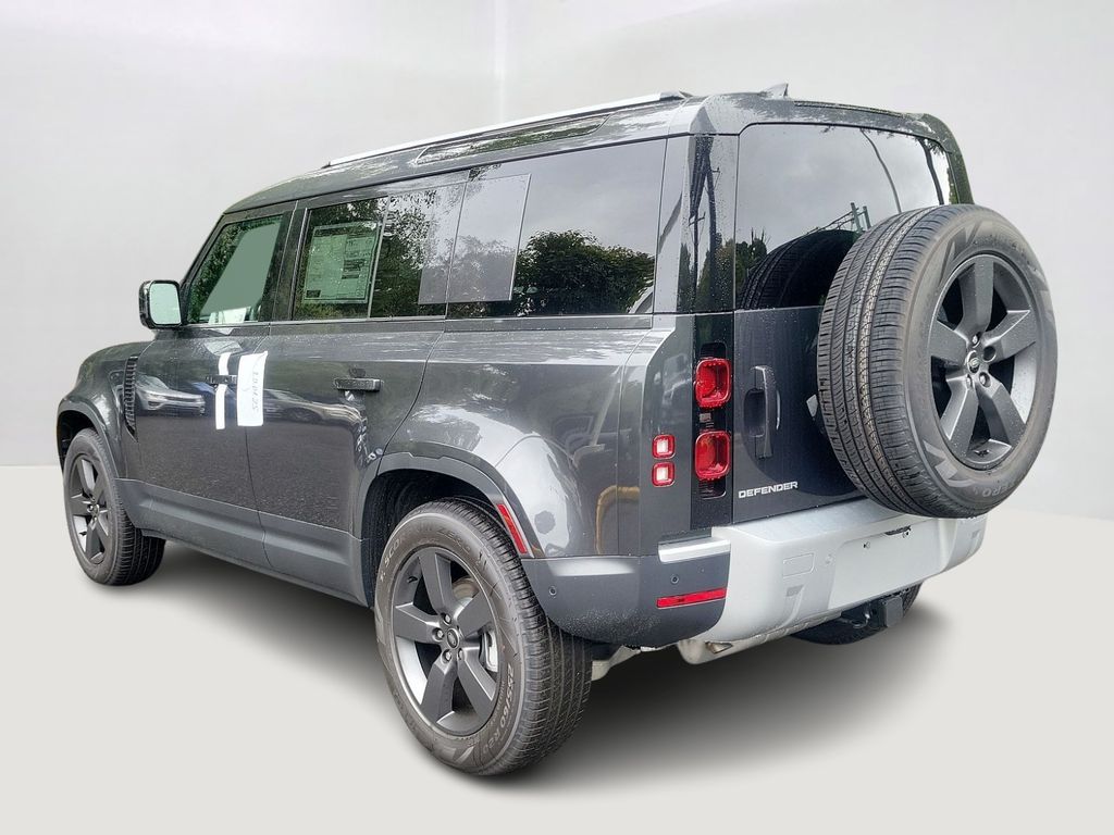 2025 Land Rover Defender 110 4