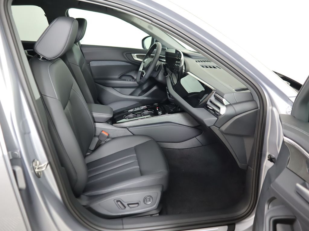 Thumbnail: 2025 Audi A5 - 22