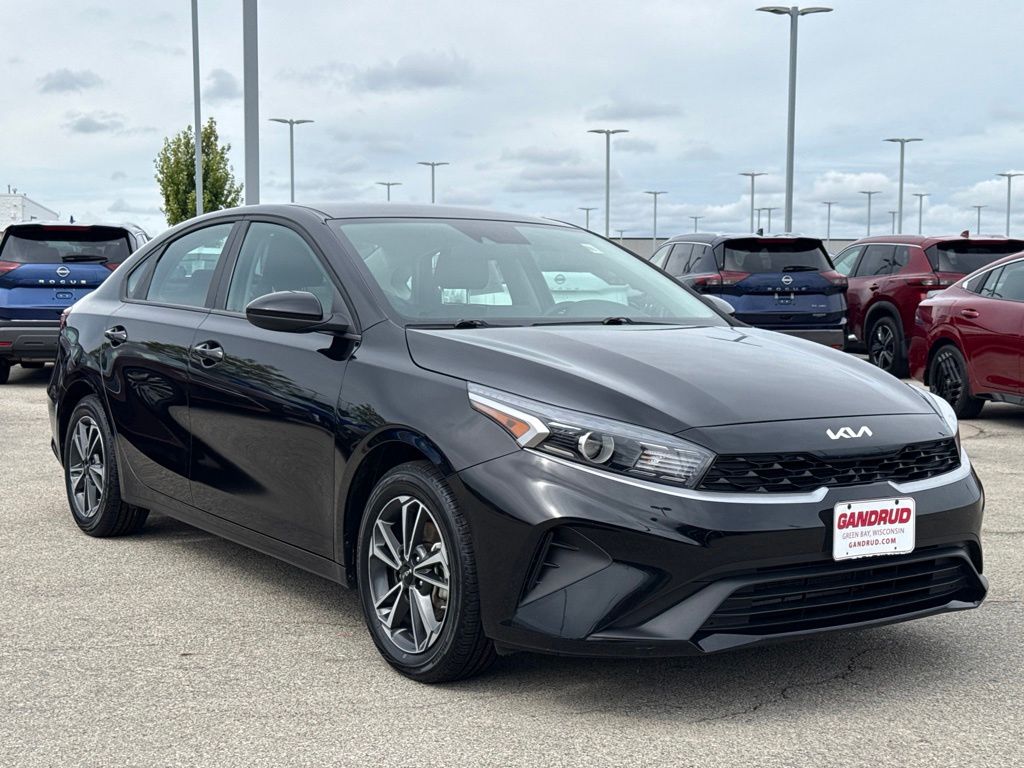  2024 Kia Forte LXS FWD   