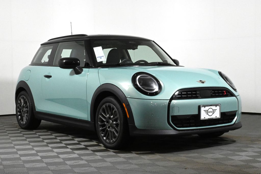 2025 MINI Cooper S 9