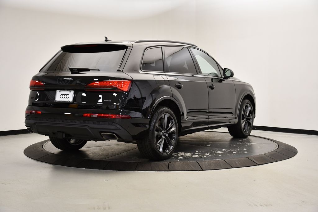 2025 Audi Q7  5