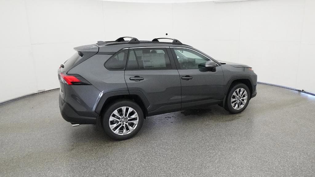Thumbnail: 2025 Toyota RAV4 - 27