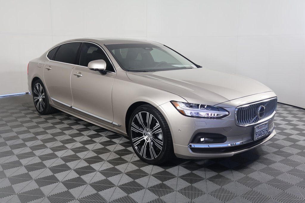 2025 Volvo S90  3
