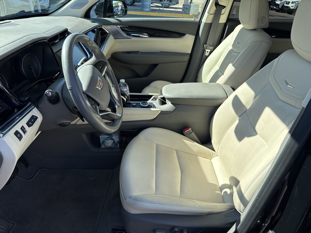 Thumbnail: 2020 Cadillac XT6 - 9