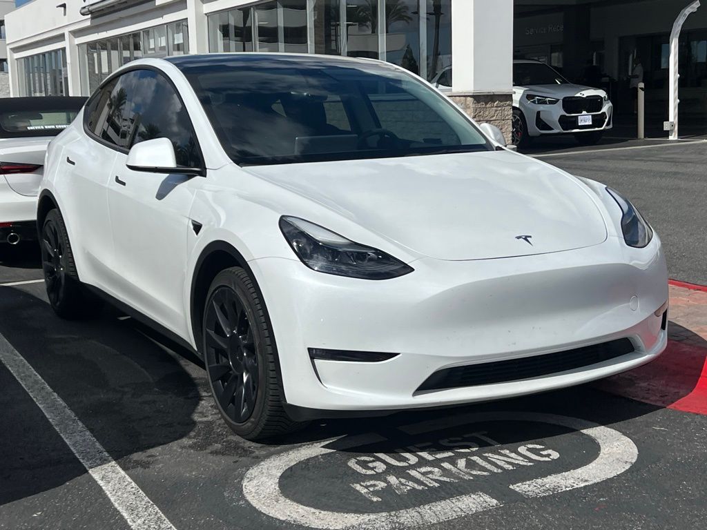 Thumbnail: 2023 Tesla Model Y - 4