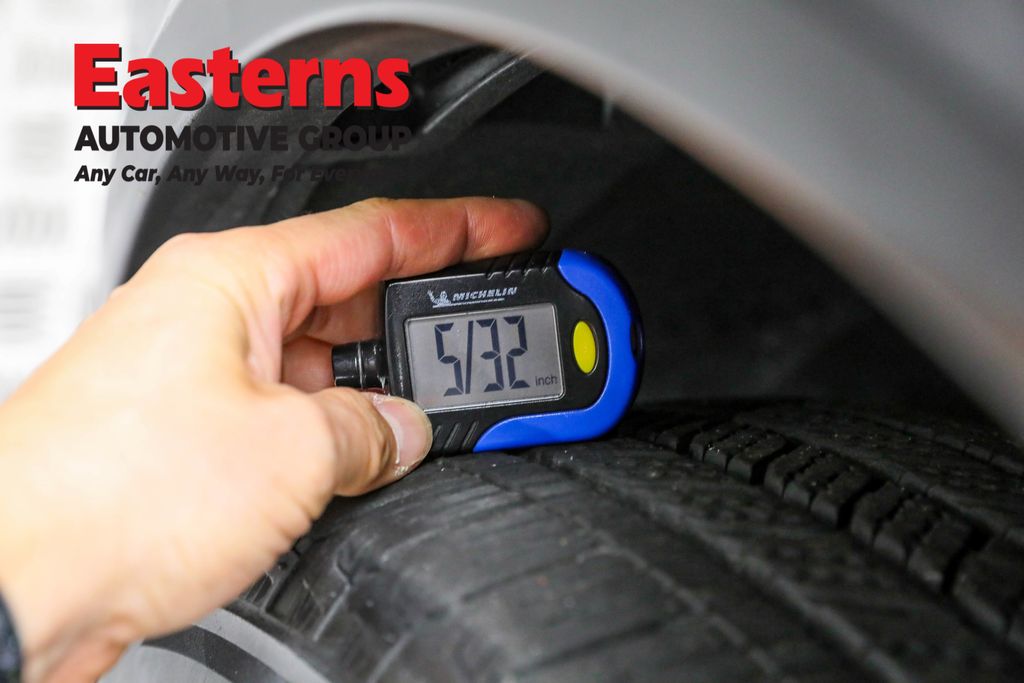 Used 2023 Gray Nissan S image 26