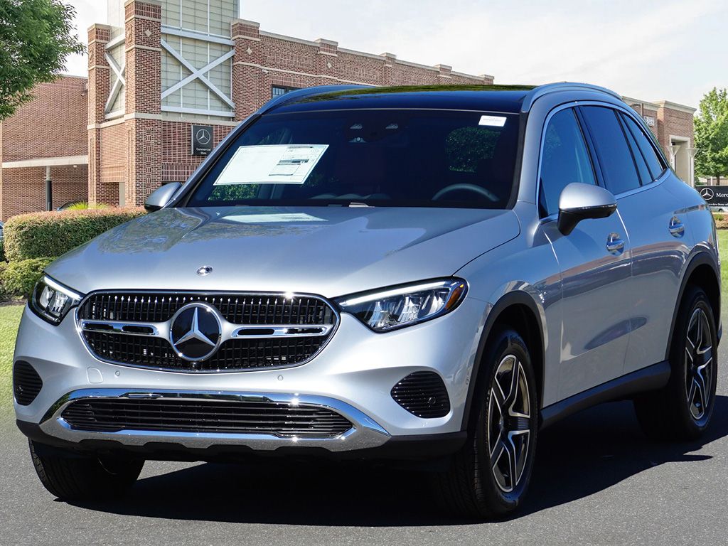 Thumbnail: 2026 Mercedes-Benz GLC - 4