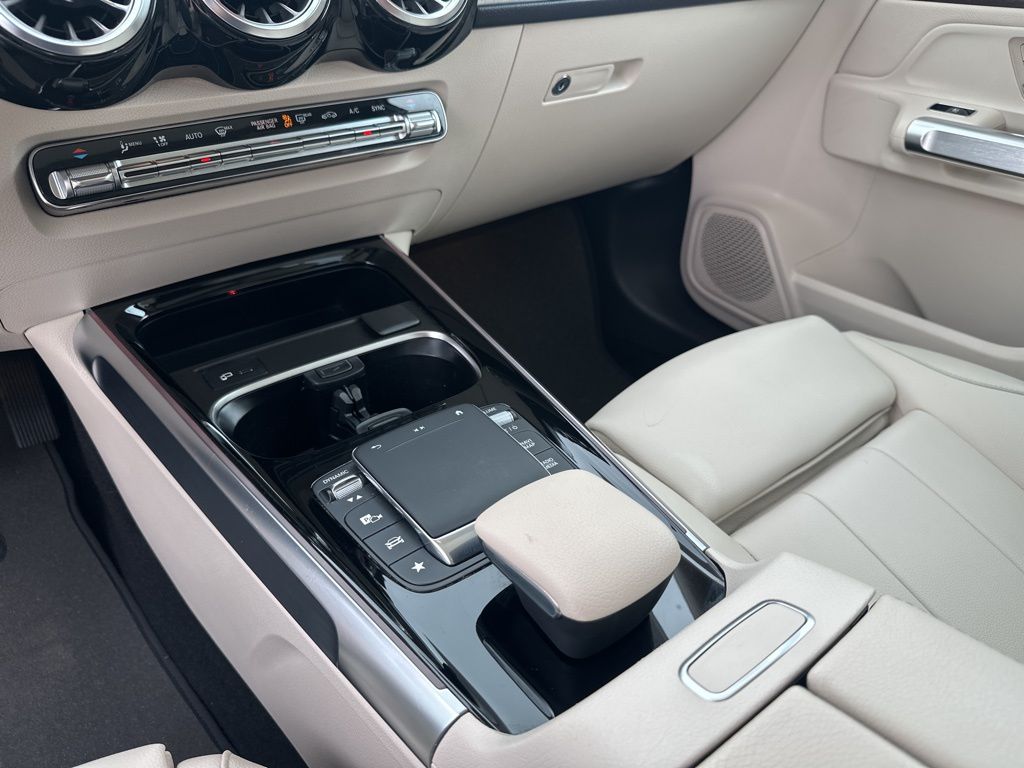 Used Car 2023 Mercedes-benz Glb  Glb 250 For Sale Under $35,000 In Austin, Texas