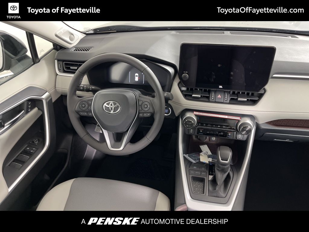 Thumbnail: 2025 Toyota RAV4 - 14