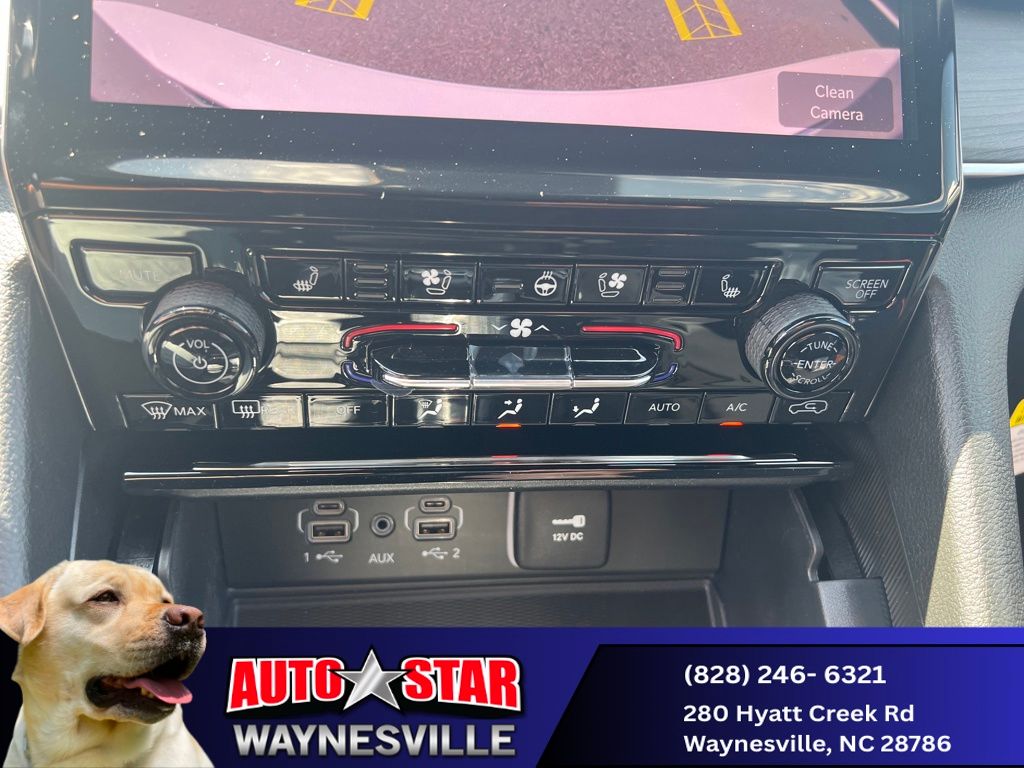 new 2025 Jeep Grand Cherokee car, priced at $47,990