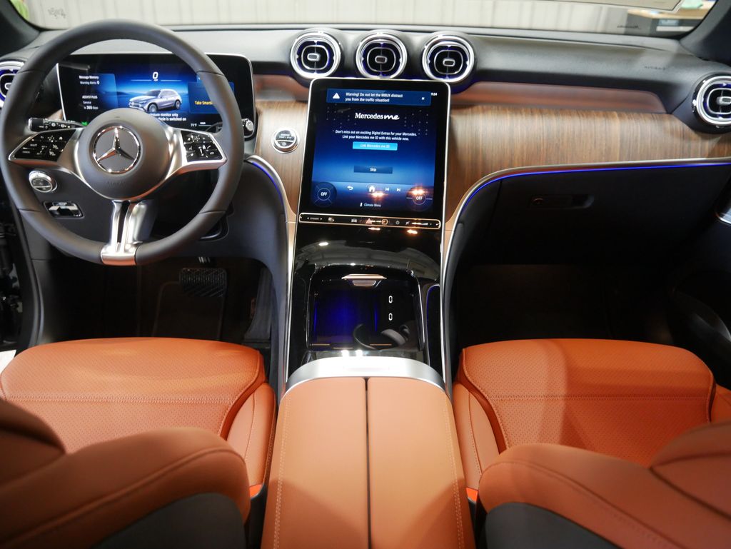 Thumbnail: 2026 Mercedes-Benz GLC - 22