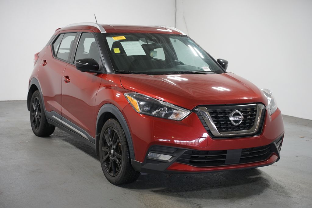 Thumbnail: 2020 Nissan Kicks - 3