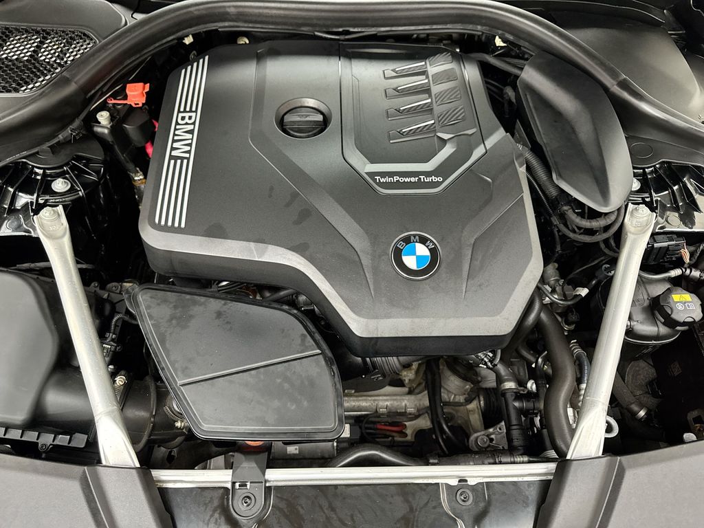 2022 BMW 5 Series 530i xDrive 25