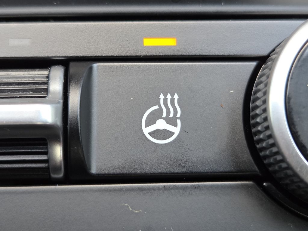 Used 2023 Black Kia GT-Line image 6
