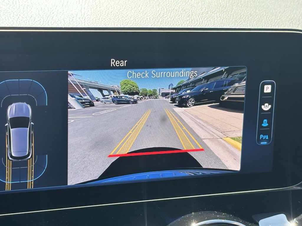 2025 Mercedes-Benz GLA 250 4MATIC 11
