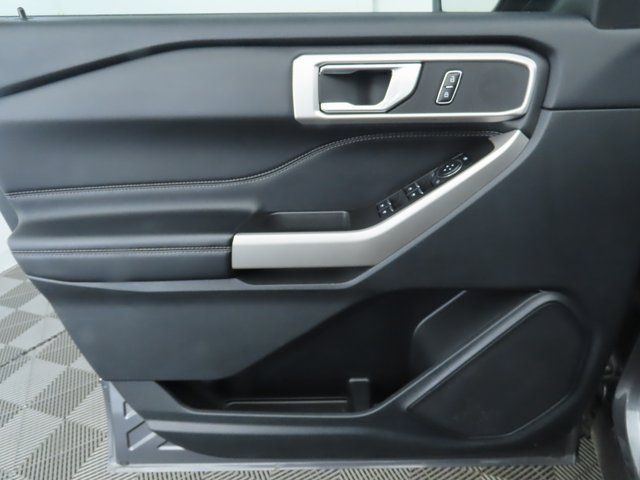 Thumbnail: 2023 Ford Explorer - 25