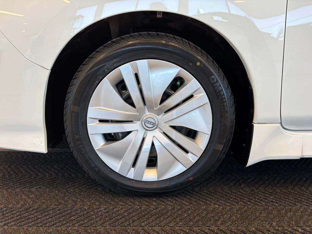 2024 Nissan Leaf S