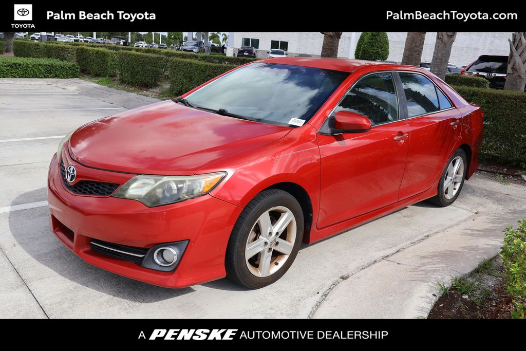 2014 Toyota Camry SE -
                  West Palm Beach, FL