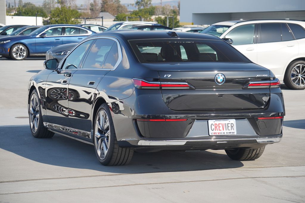 2024 BMW i7 xDrive60 7