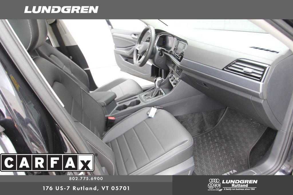 Used 2024 Volkswagen Jetta Sedan