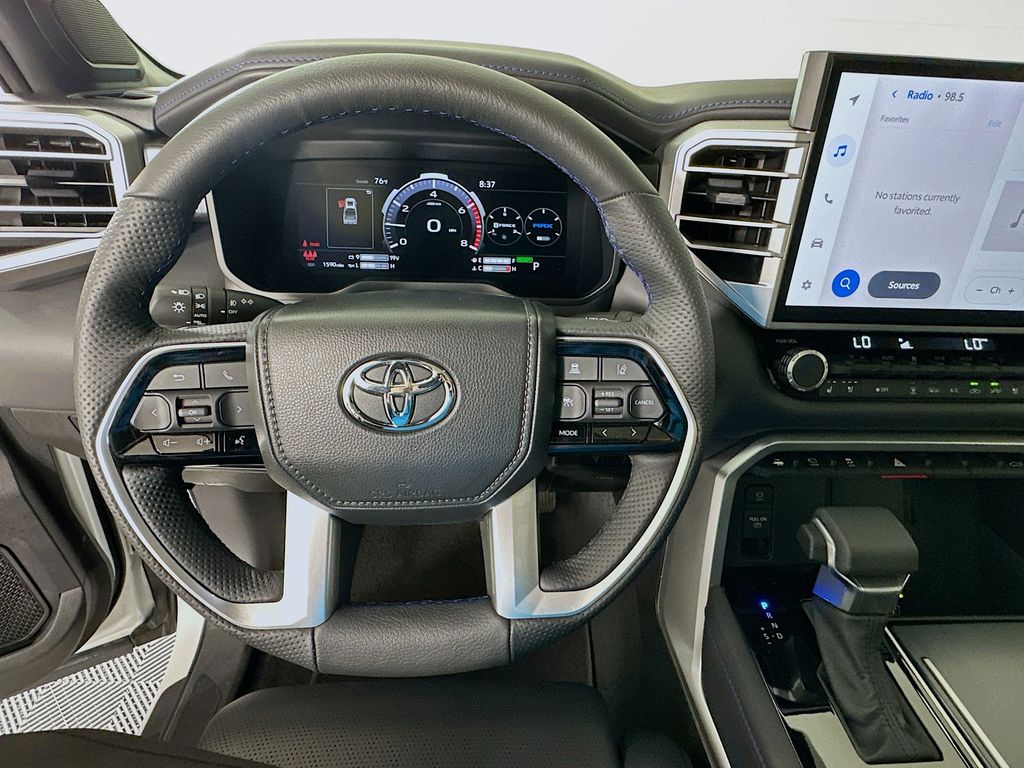 Thumbnail: 2025 Toyota Tundra - 11