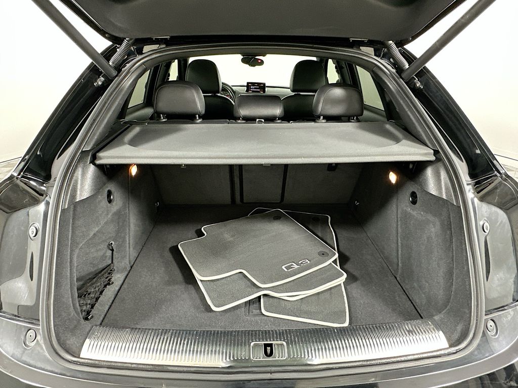 2015 Audi Q3 Prestige 26