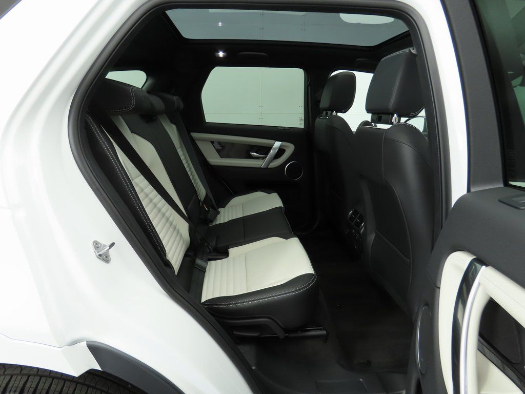 Thumbnail: 2023 Land Rover Discovery Sport - 23