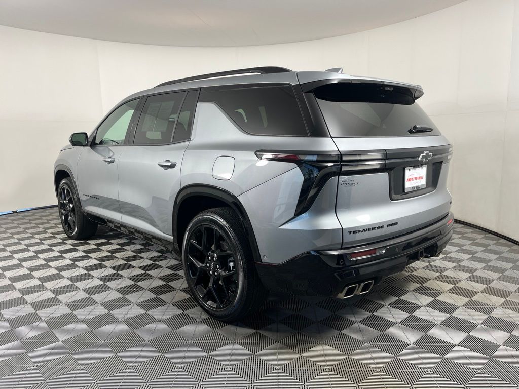 Thumbnail: 2024 Chevrolet Traverse - 15