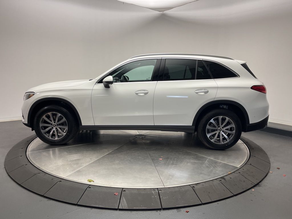 Thumbnail: 2026 Mercedes-Benz GLC - 4